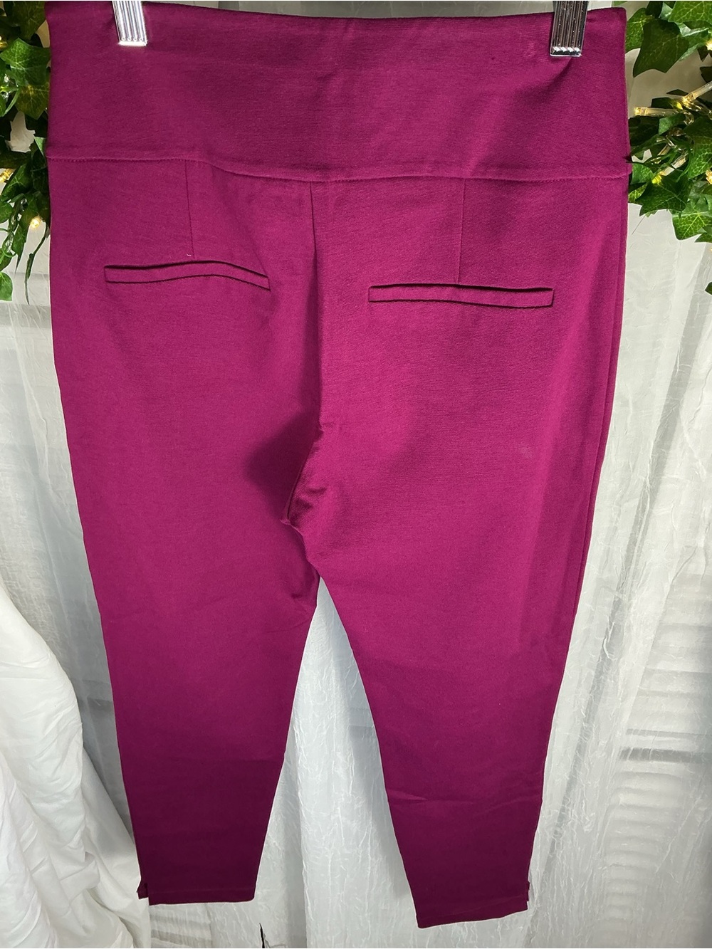 Dear Scarlett Skinny High-Waist Pant Wine - Picture 4 of 4